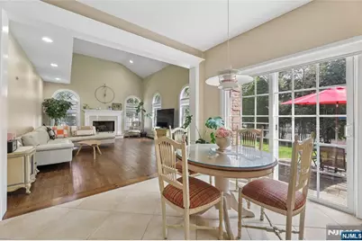 4 Leoson Parkway, Old Tappan, NJ 07675 - Photo 13