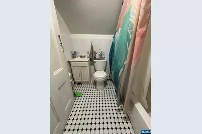 564 River Street, Paterson, NJ 07524 - Photo 17