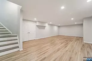 2 Harvest Ln, Washington Township, NJ 07853 - Photo 39