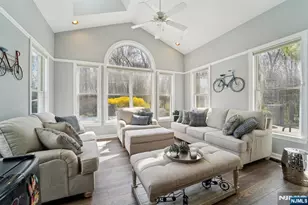 2 Harvest Ln, Washington Township, NJ 07853 - Photo 21
