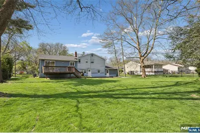 35 Robin Road, Wayne, NJ 07470 - Photo 31