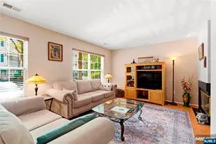 2063 Drake Ct, Mahwah, NJ 07430 - Photo 7