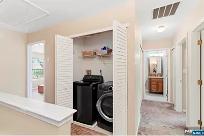 2063 Drake Court, Mahwah, NJ 07430 - Photo 21