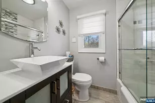 16 Lee Rd, Livingston, NJ 07039 - Photo 15