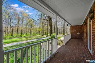 6 Fleming Ct, Washington Township, NJ 07853 - Photo 3
