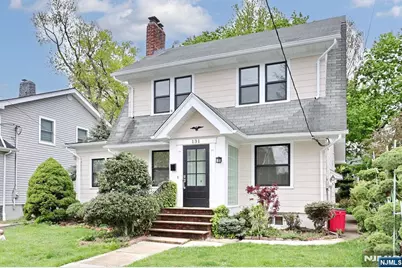 131 Highwood Avenue, Leonia, NJ 07605 - Photo 1