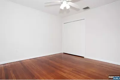131 Highwood Avenue, Leonia, NJ 07605 - Photo 23