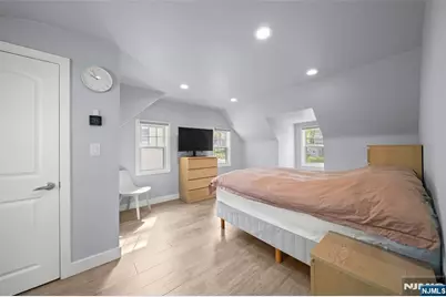 267 Hickory Avenue, Tenafly, NJ 07670 - Photo 17