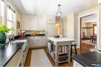 76 Edgemont Road, Montclair, NJ 07043 - Photo 19
