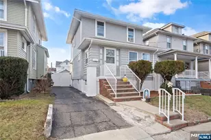 29 Gordon St, Ridgefield Park, NJ 07660 - Photo 3