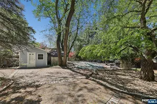 260 Glen Ave, Midland Park, NJ 07432 - Photo 27