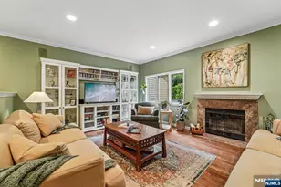 224 Westervelt Ln, Mahwah, NJ 07430 - Photo 9