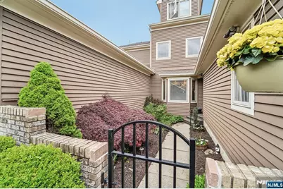 224 Westervelt Lane, Mahwah, NJ 07430 - Photo 1