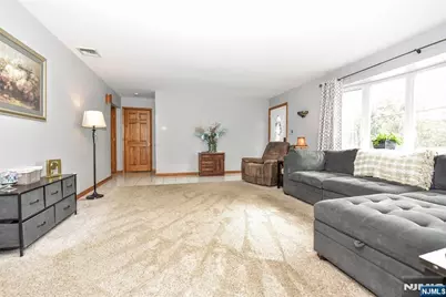 48 Maple Avenue, Montville Township, NJ 07058 - Photo 3