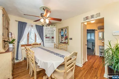 23 Sunnie, West Caldwell, NJ 07006 - Photo 9