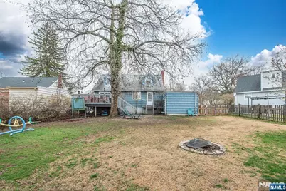 23 Sunnie, West Caldwell, NJ 07006 - Photo 17
