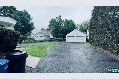 86 Walnut Street, Ridgewood, NJ 07450 - Photo 3