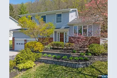 52 Molinari Drive, Wanaque, NJ 07465 - Photo 3