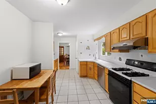 276 Concord Dr, River Edge, NJ 07661 - Photo 15