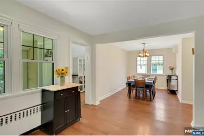 20 Florence Place, Elmwood Park, NJ 07407 - Photo 9