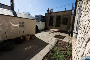 226 Webster Ave, Jersey City, NJ 07307 - Photo 37