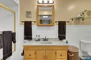 148 Magnolia Ave, Kearny, NJ 07032 - Photo 17