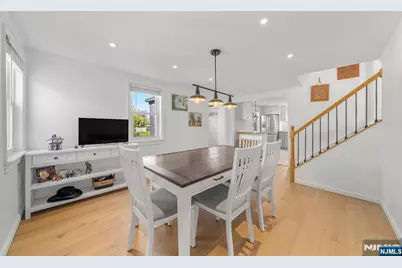 51 New Jersey Avenue, Bergenfield, NJ 07621 - Photo 7