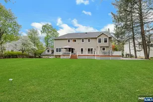 81 Chestnut St, Allendale, NJ 07401 - Photo 19