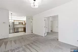 5301 Richmond Road 301, West Milford, NJ 07480 - Photo 11