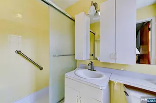 35 Payson Rd, Pequannock Township, NJ 07440 - Photo 25
