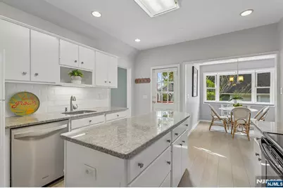 519 Prospect Street, Nutley, NJ 07110 - Photo 7