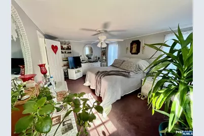 22 Ambassador Drive, Wayne, NJ 07470 - Photo 9