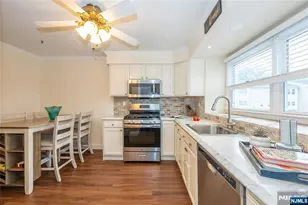1092 Robin Rd, Hillsborough Township, NJ 08844 - Photo 15