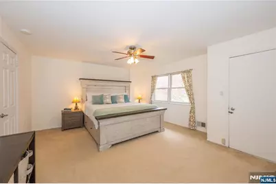 1092 Robin Road, Hillsborough Township, NJ 08844 - Photo 23