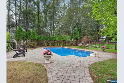 307 E Crescent Avenue, Ramsey, NJ 07446 - Photo 11