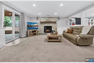 307 E Crescent Avenue, Ramsey, NJ 07446 - Photo 23