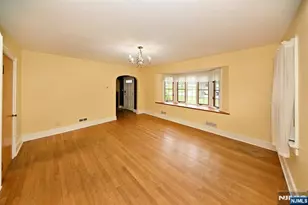 115 Center St, Pompton Lakes, NJ 07442 - Photo 7