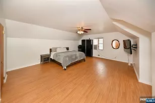 115 Center St, Pompton Lakes, NJ 07442 - Photo 13