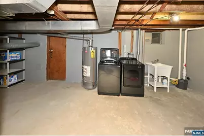 115 Center Street, Pompton Lakes, NJ 07442 - Photo 19