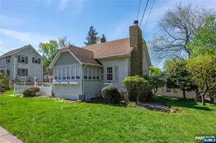 41 Center St, Midland Park, NJ 07432 - Photo 3