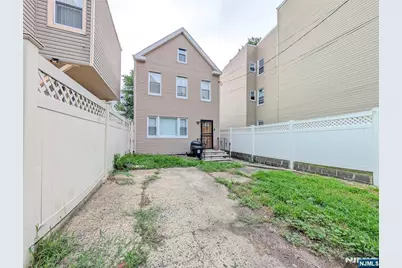 203 Lake Street, Newark, NJ 07104 - Photo 25