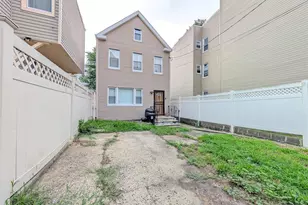 203 Lake St, Newark, NJ 07104 - Photo 25