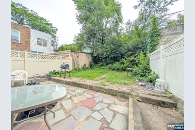203 Lake Street, Newark, NJ 07104 - Photo 23