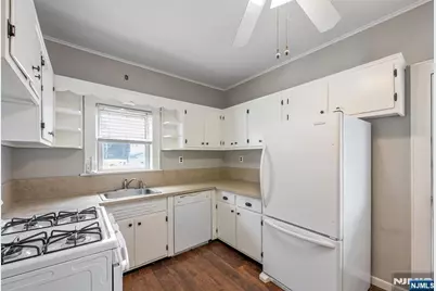 20 Catherine Avenue, Saddle Brook Township, NJ 07663 - Photo 13