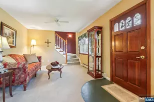 30 Lincoln Pl, Waldwick, NJ 07463 - Photo 5