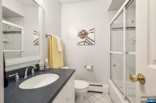 30 Lincoln Pl, Waldwick, NJ 07463 - Photo 21