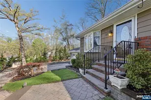 97 Ramapo Hills Blvd, Oakland, NJ 07436 - Photo 3