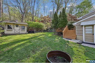 97 Ramapo Hills Boulevard, Oakland, NJ 07436 - Photo 35