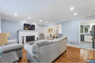 97 Ramapo Hills Boulevard, Oakland, NJ 07436 - Photo 5