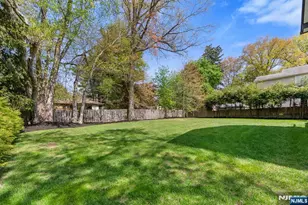10 Sunset Rd, Demarest, NJ 07627 - Photo 19